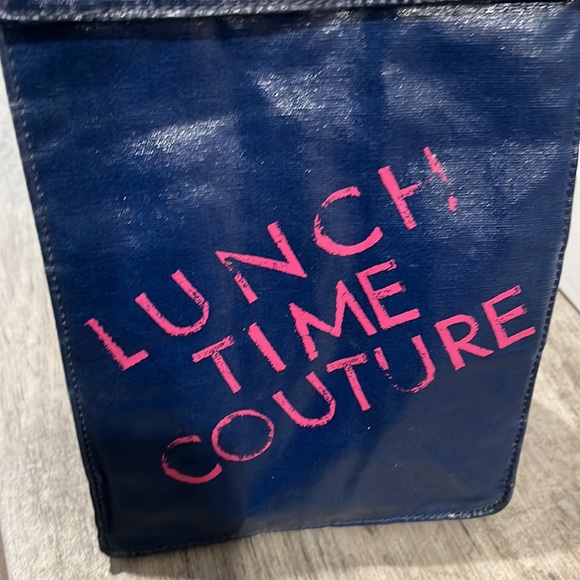 Juicy Couture Insulated Lunch bag. - Picture 2 of 4